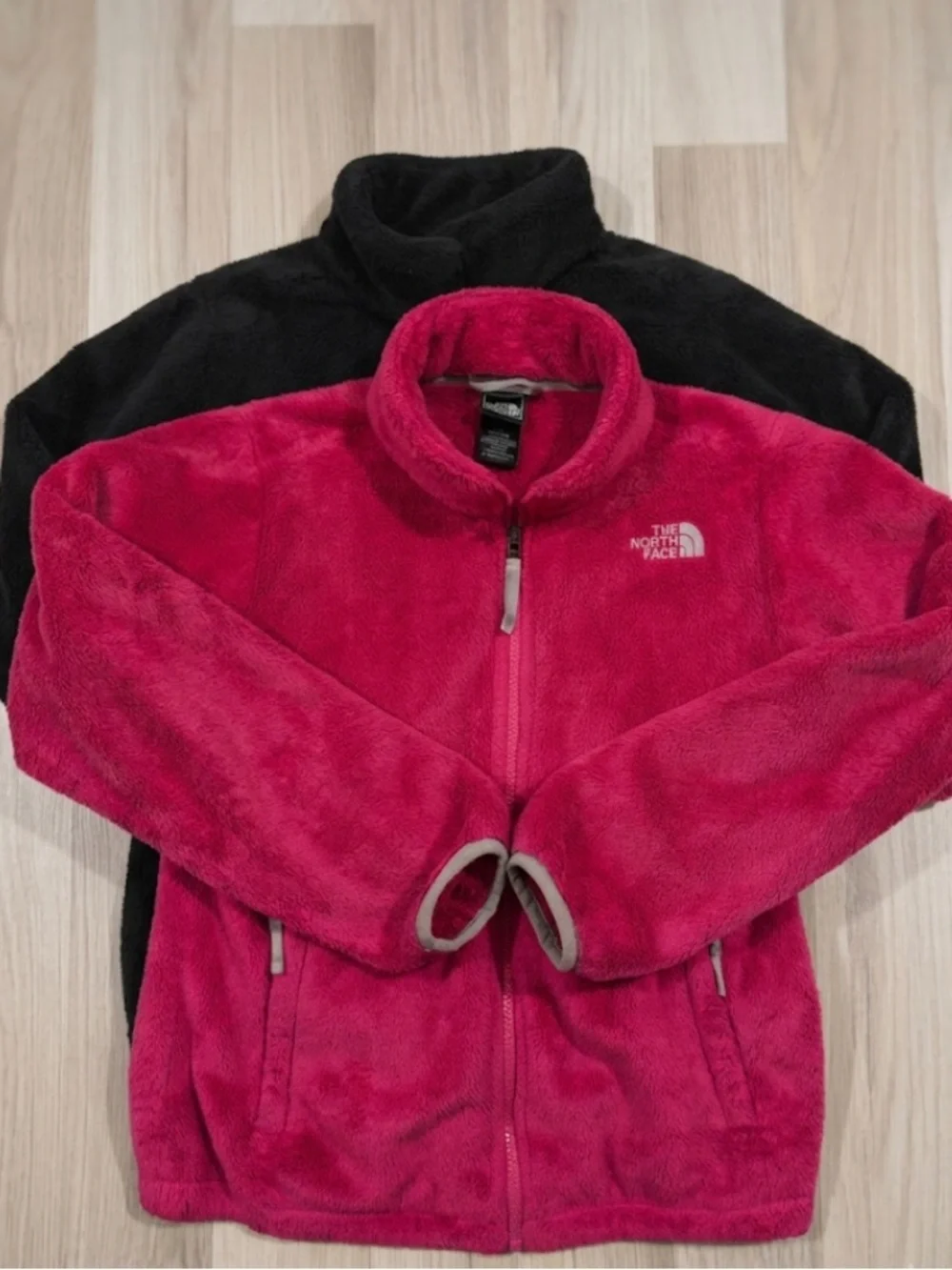 Lot (2) The North Face Girls' Pink Fleece Jacket - Full Zip Size 14/16
